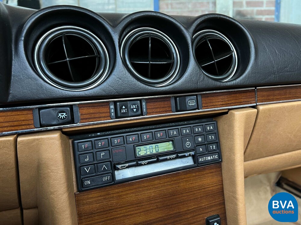 1982 Mercedes-Benz SL380 V8 Cabriolet 204HP.
