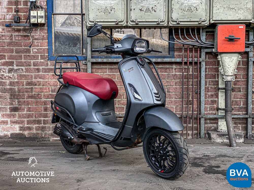 Piaggio Vespa Sprint 4-Stroke 25km, DGX-66-R.