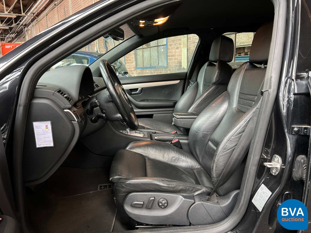 Audi S4 Avant 4.2 V8 quattro 344hp 2003, 77-RXL-3.