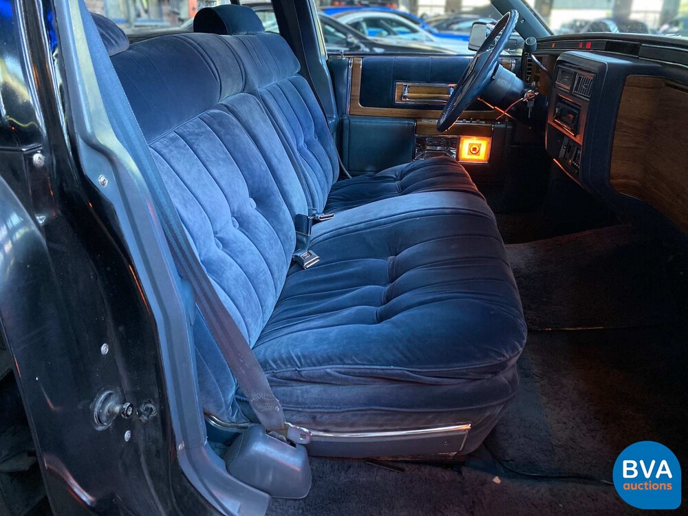 Cadillac Fleetwood Limo 143hp 1973.