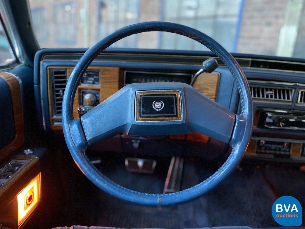 Cadillac Fleetwood Limo 143hp 1973.