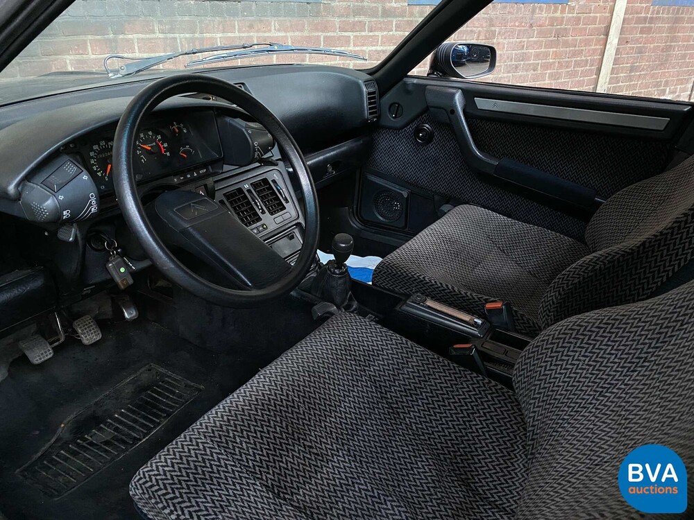 Citroen CX 2.2 TRS 113hp 1987 -Orig. NL-, RN-28-PJ.