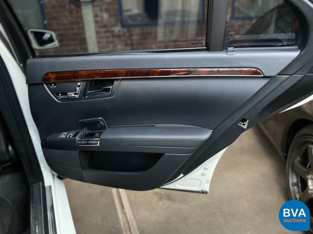 Mercedes-Benz S550L AMG 435pk 2006 -YOUNGTIMER-.