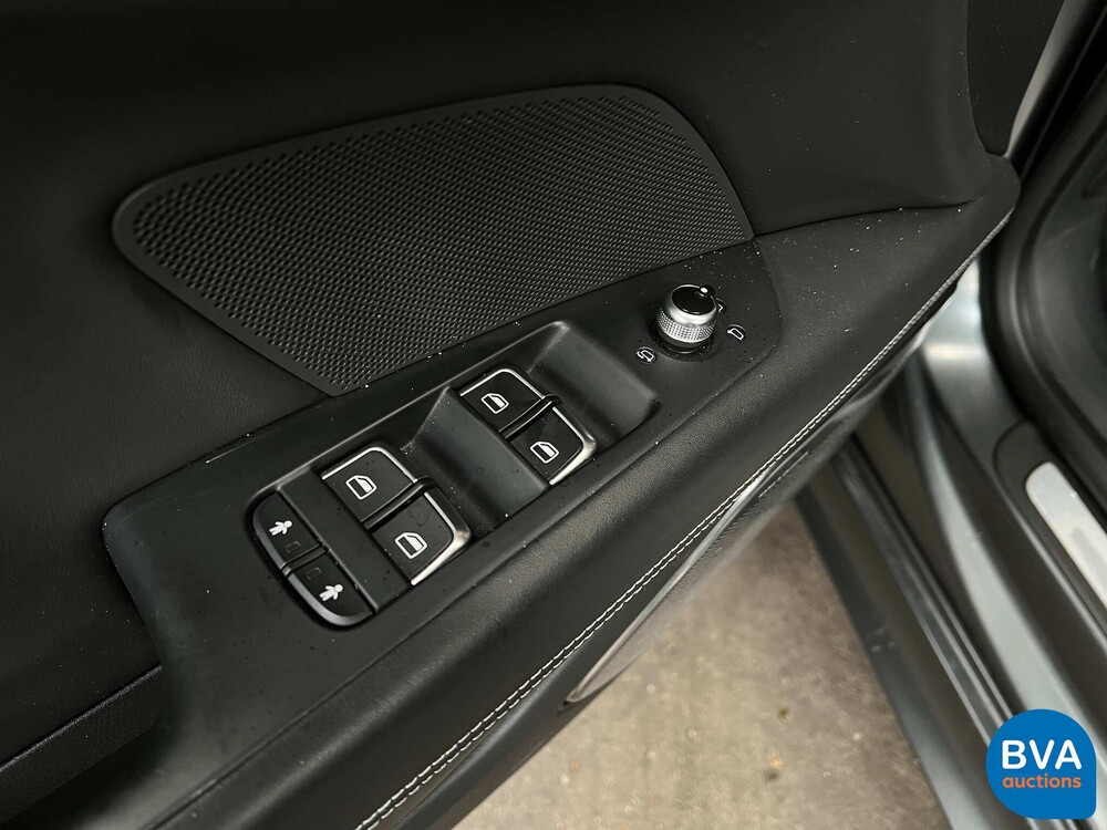 Audi RS7 Sportback 4.0 TFSI Quattro AKRAPOVIC -Org. NL-560hp 2015, 1-ZKX-84.