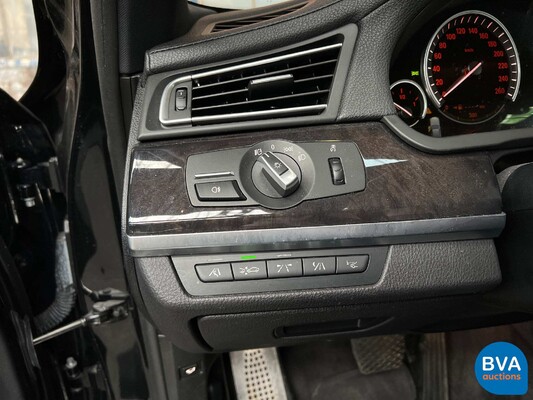 BMW 750i xDrive High Executive 7er Serie 408 PS 2010, 99-RHH-8.