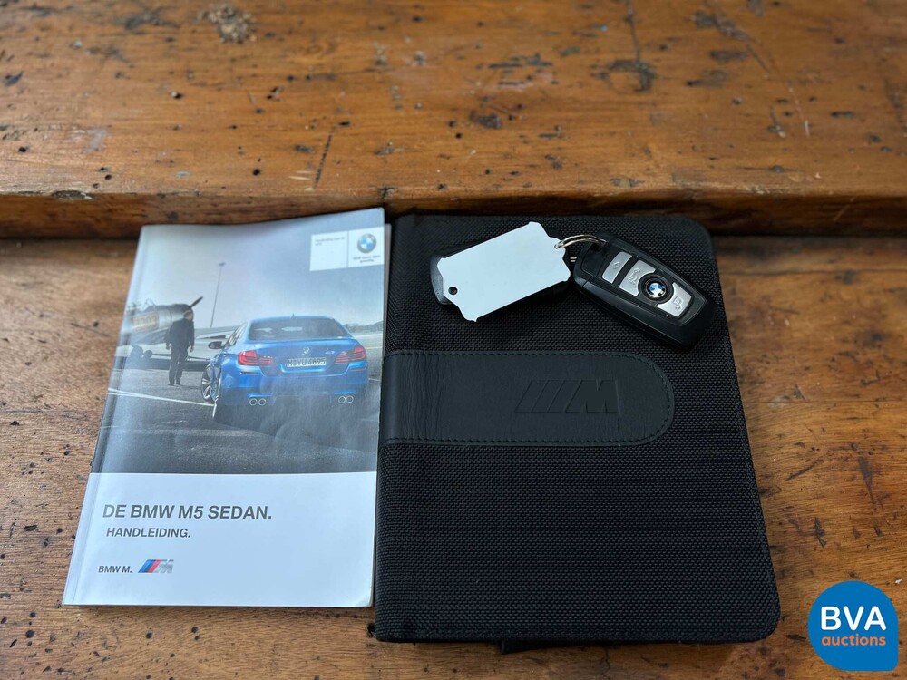 BMW M5 5er 560PS f10 M-Performance 2013 -Org. NL-, 76-ZNN-7.
