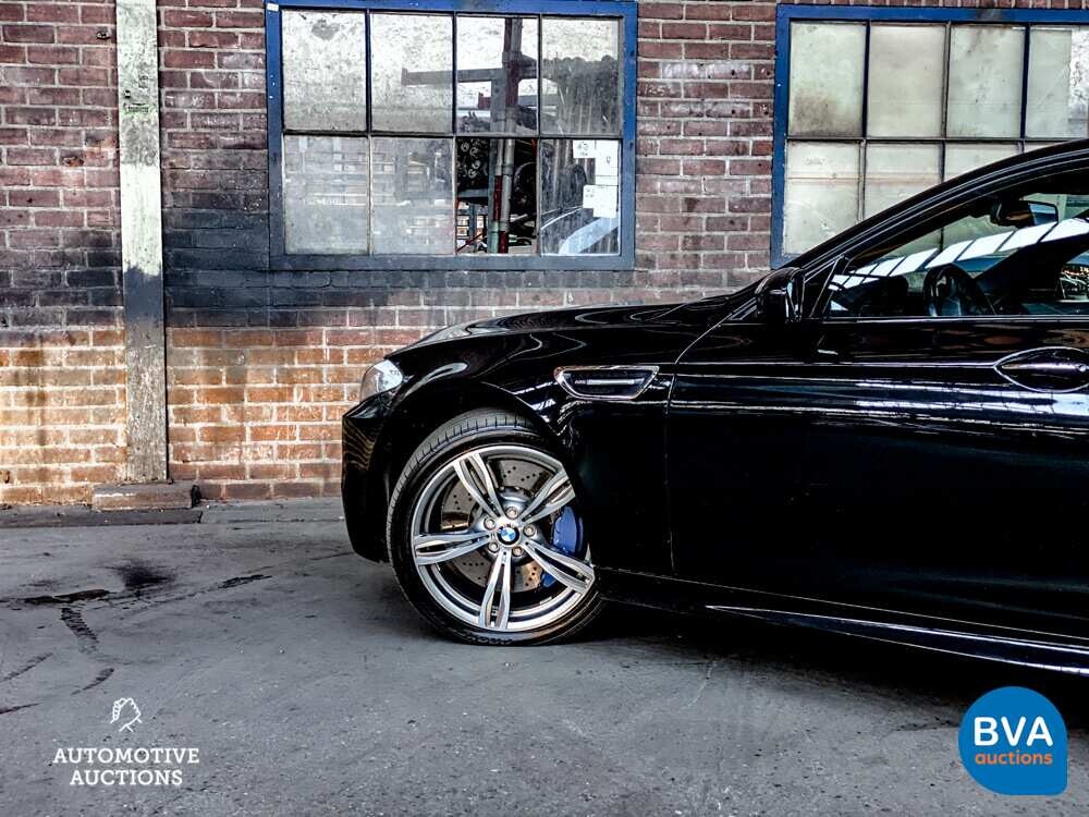 BMW M5 5er 560PS f10 M-Performance 2013 -Org. NL-, 76-ZNN-7.