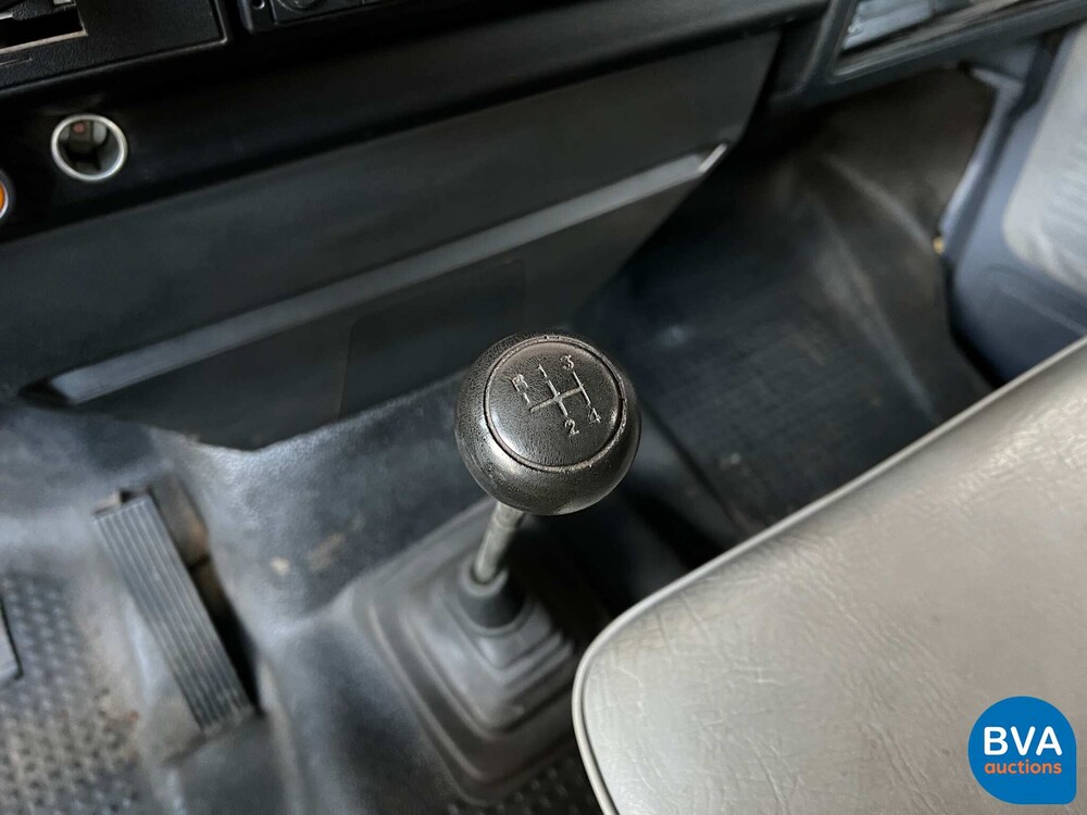 Volkswagen T3 Kleinbus 9 seater 60pk 1980, GH-44-ZT.