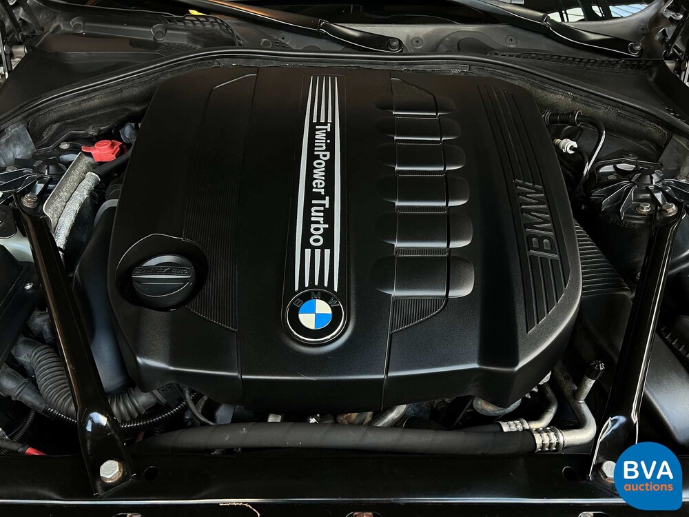 BMW 535d High Executive M-sport 5-series Touring 300hp 2011 -Org. NL-, 66-PFF-9.