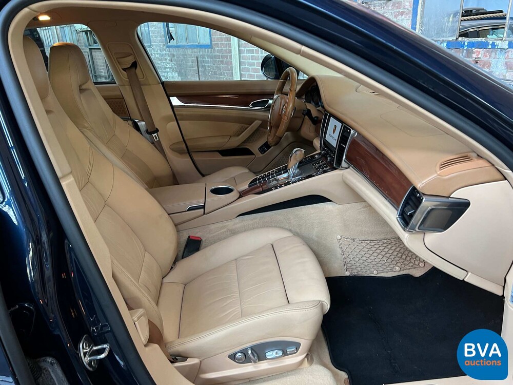Porsche Panamera 4s 4.8 V8 SportChrono 400hp 2010.