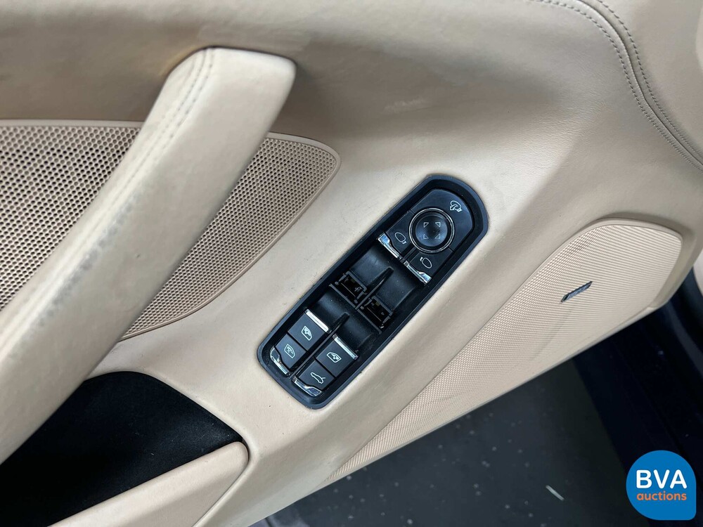 Porsche Panamera 4s 4.8 V8 SportChrono 400hp 2010.