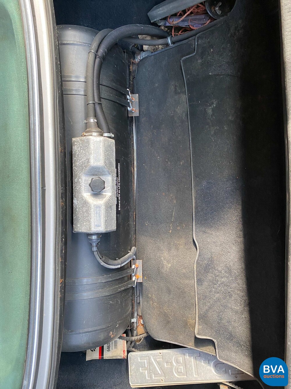 Mercedes-Benz 280 SE S-class 185hp 1981, 25-TB-ZF.