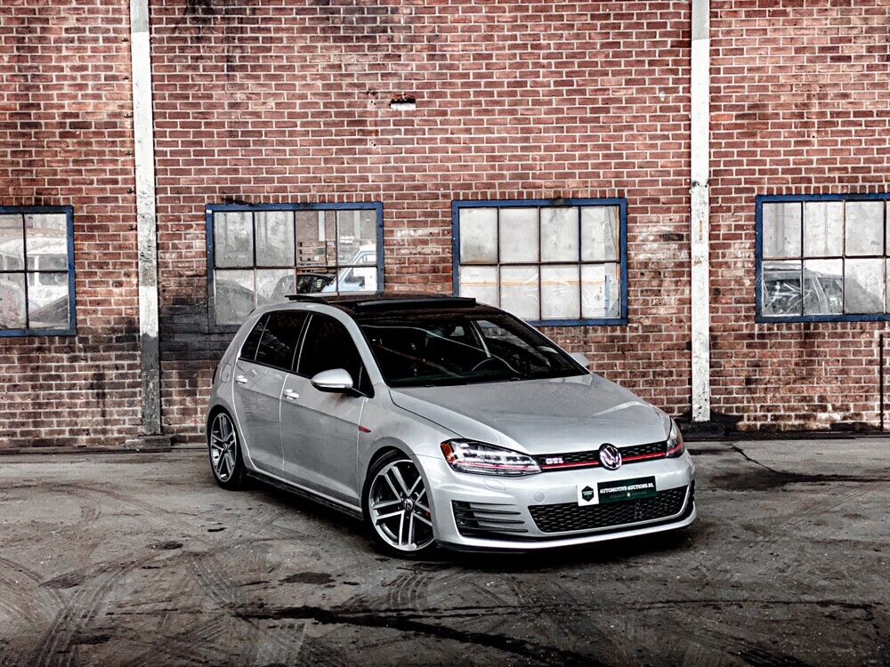 Volkswagen Golf GTI 2.0 TSI 230 PS 2016.