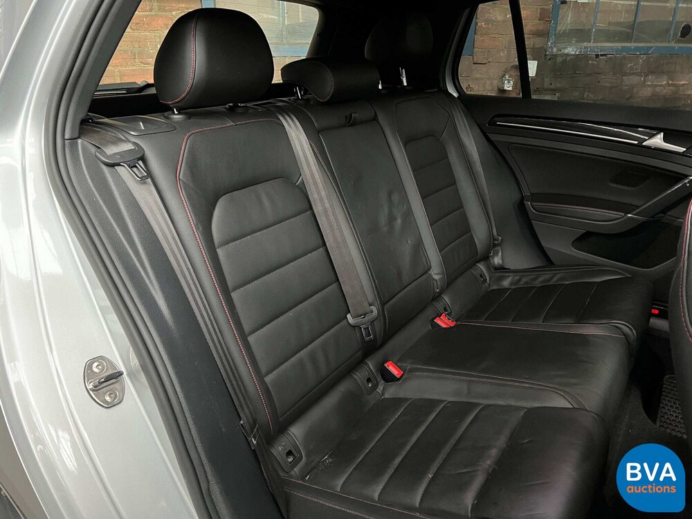 Volkswagen Golf GTI 2.0 TSI 230 PS 2016.