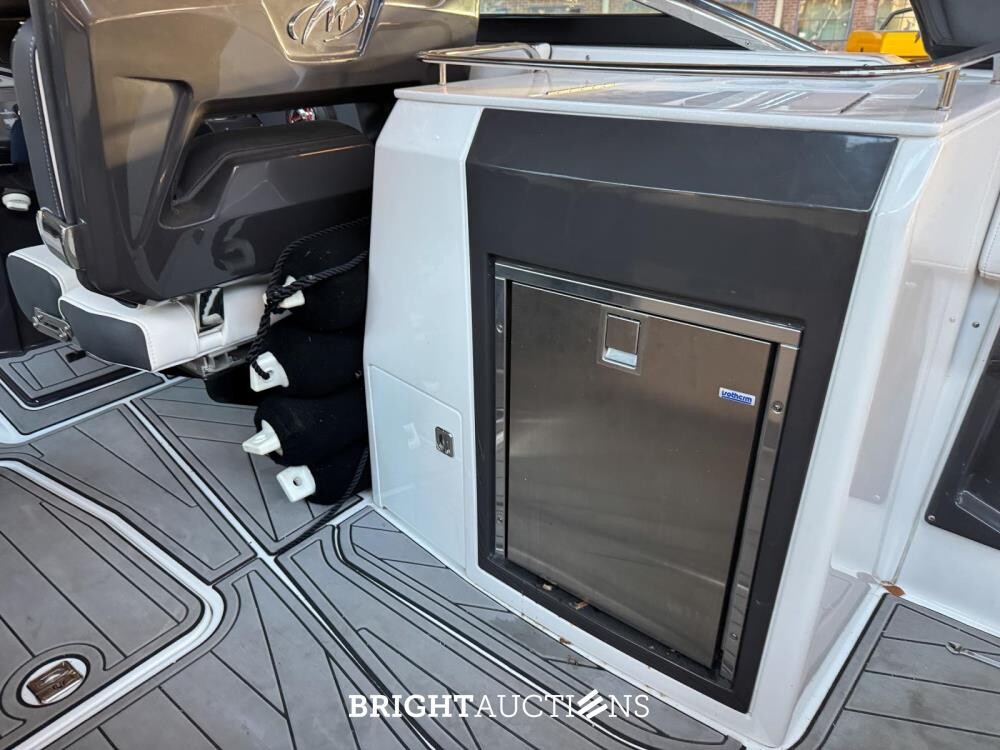 Monterey 278 SS (Mercury MerCruiser 6.2L V8 engine) 300hp Bowrider + Tailer Vlemmix N/A 2021
