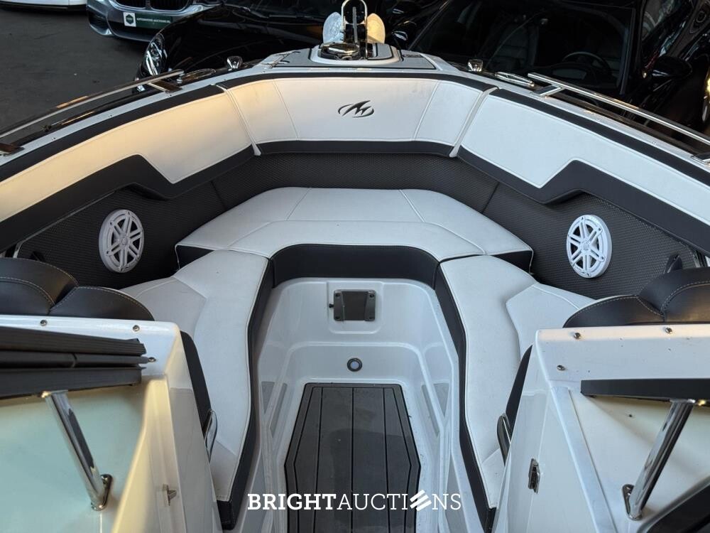 Monterey 278 SS (Mercury MerCruiser 6.2L V8 engine) 300hp Bowrider + Tailer Vlemmix N/A 2021
