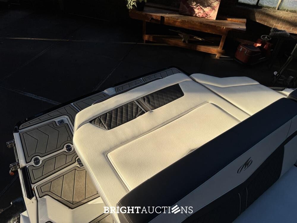 Monterey 278 SS (Mercury MerCruiser 6.2L V8 engine) 300hp Bowrider + Tailer Vlemmix N/A 2021
