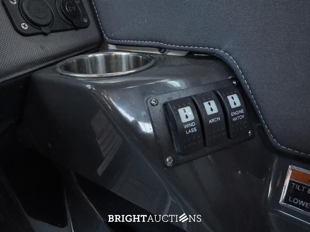 Monterey 278 SS (Mercury MerCruiser 6.2L V8 engine) 300hp Bowrider + Tailer Vlemmix N/A 2021
