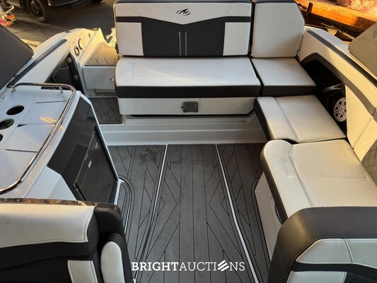 Monterey 278 SS (Mercury MerCruiser 6.2L V8 engine) 300hp Bowrider + Tailer Vlemmix N/A 2021
