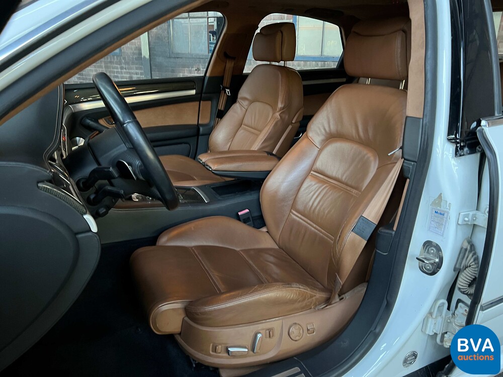 Audi S8 5.2 FSI Quattro V10 450 PS 2010.