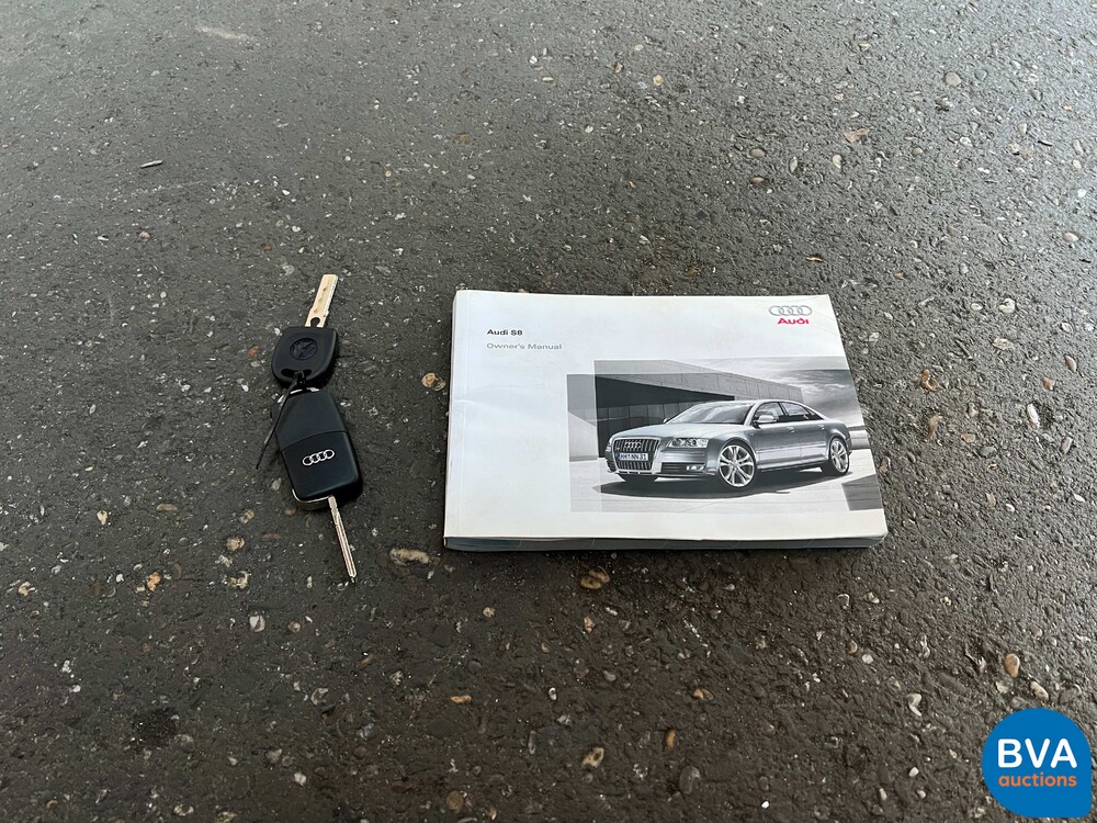 Audi S8 5.2 FSI Quattro V10 450 PS 2010.