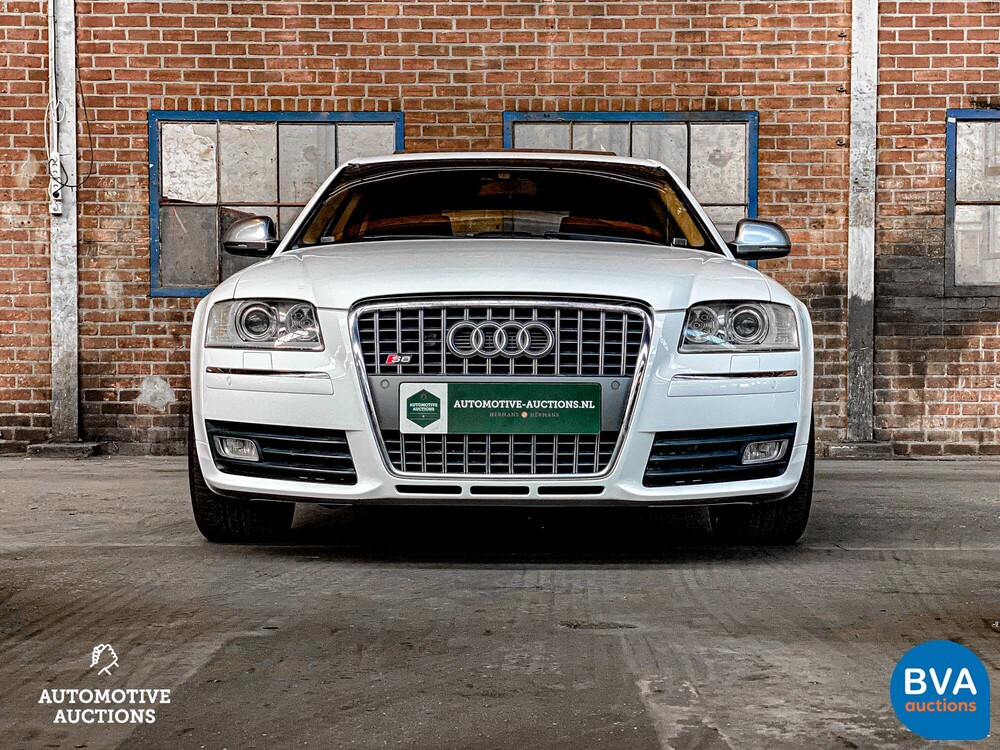 Audi S8 5.2 FSI Quattro V10 450 PS 2010.