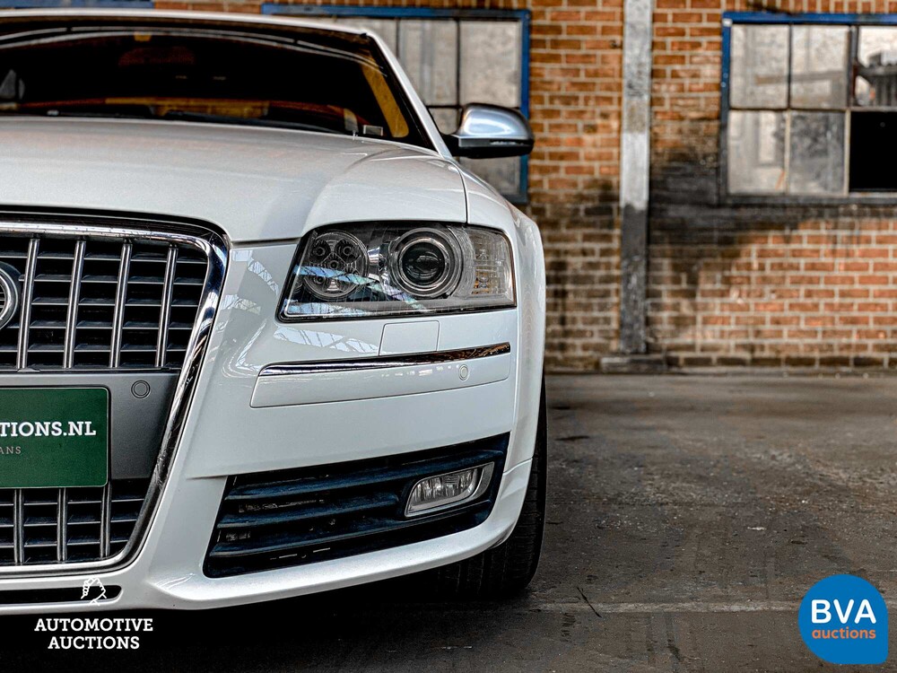 Audi S8 5.2 FSI Quattro V10 450 PS 2010.