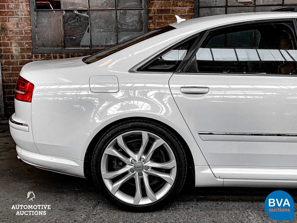 Audi S8 5.2 FSI Quattro V10 450 PS 2010.