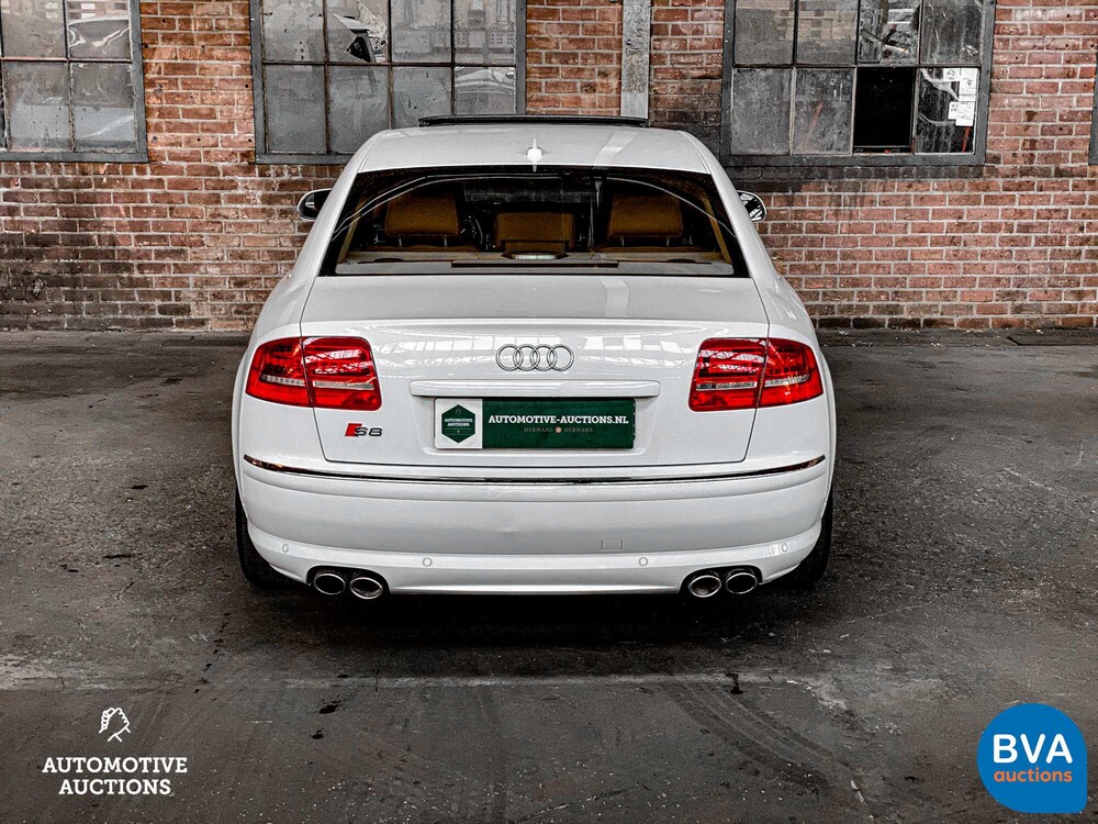 Audi S8 5.2 FSI Quattro V10 450 PS 2010.