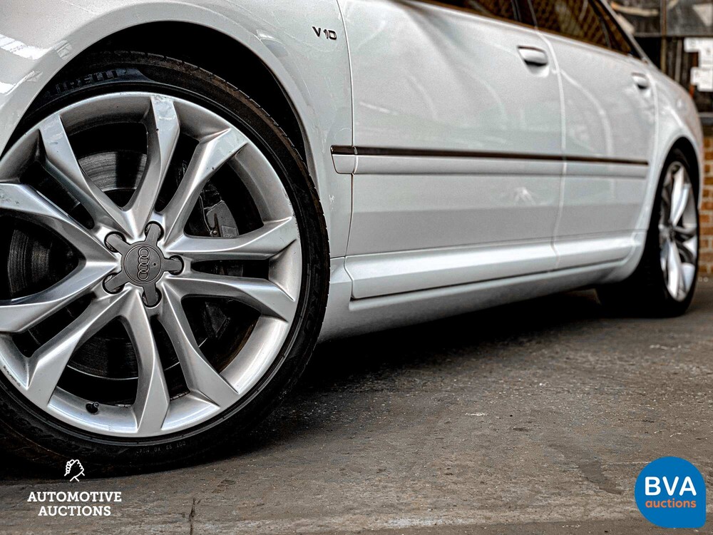 Audi S8 5.2 FSI Quattro V10 450 PS 2010.
