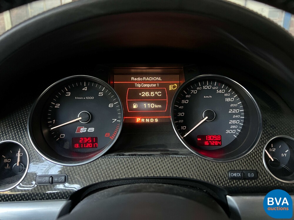 Audi S8 5.2 FSI Quattro V10 450 PS 2010.