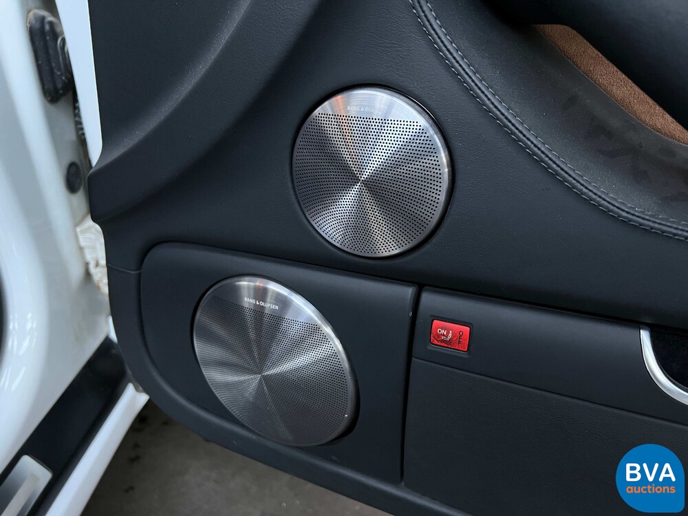 Audi S8 5.2 FSI Quattro V10 450 PS 2010.