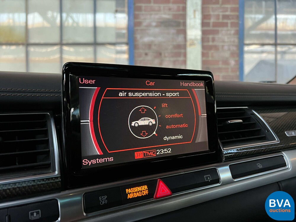 Audi S8 5.2 FSI Quattro V10 450 PS 2010.