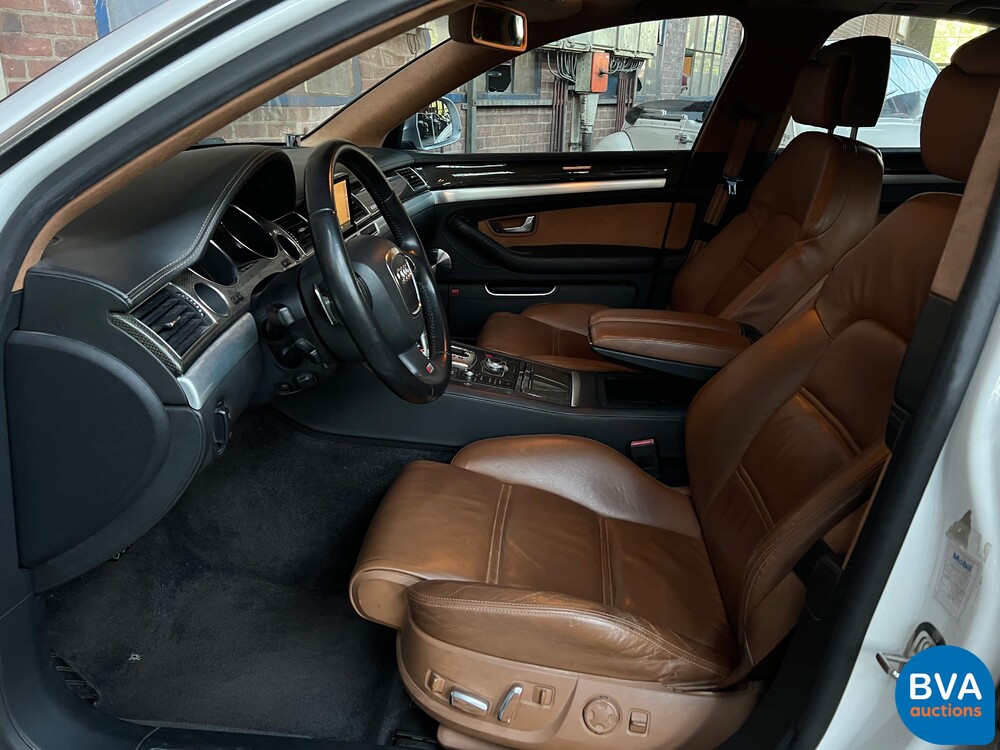 Audi S8 5.2 FSI Quattro V10 450 PS 2010.