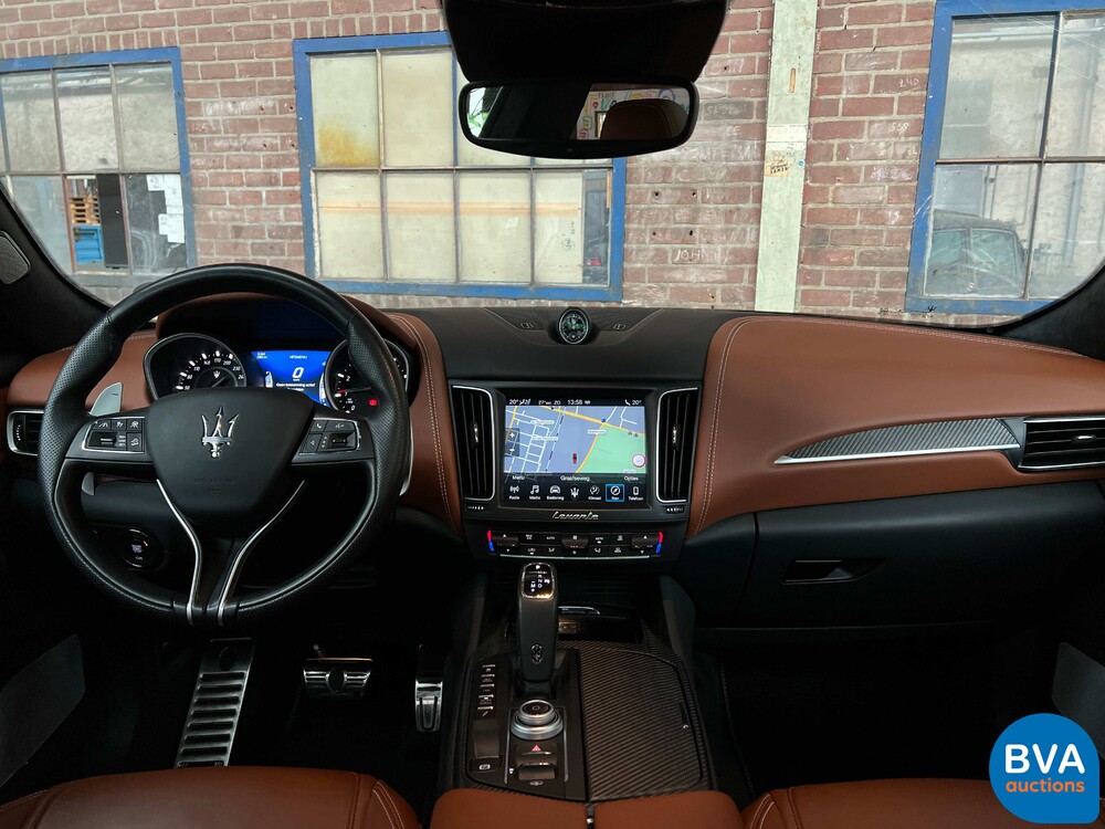 Maserati Levante Trofeo V8 581 PS 2020 MEIN FACELIFT-Ferrari-MOTOR.