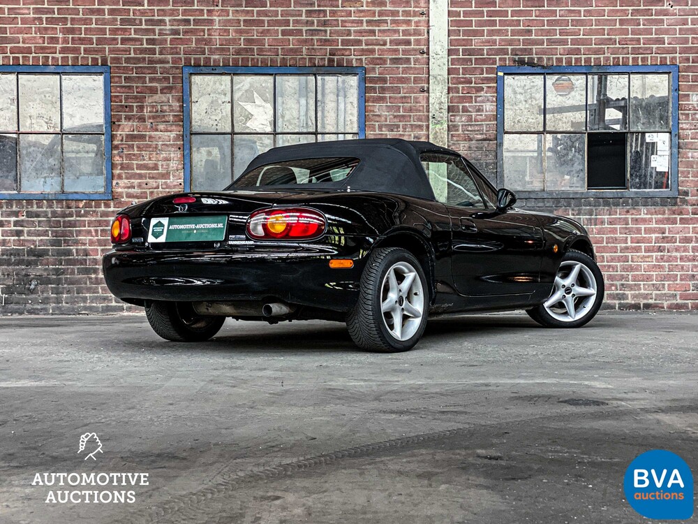 Mazda MX-5 1.6i 110 PS 1999, R-297-DF.