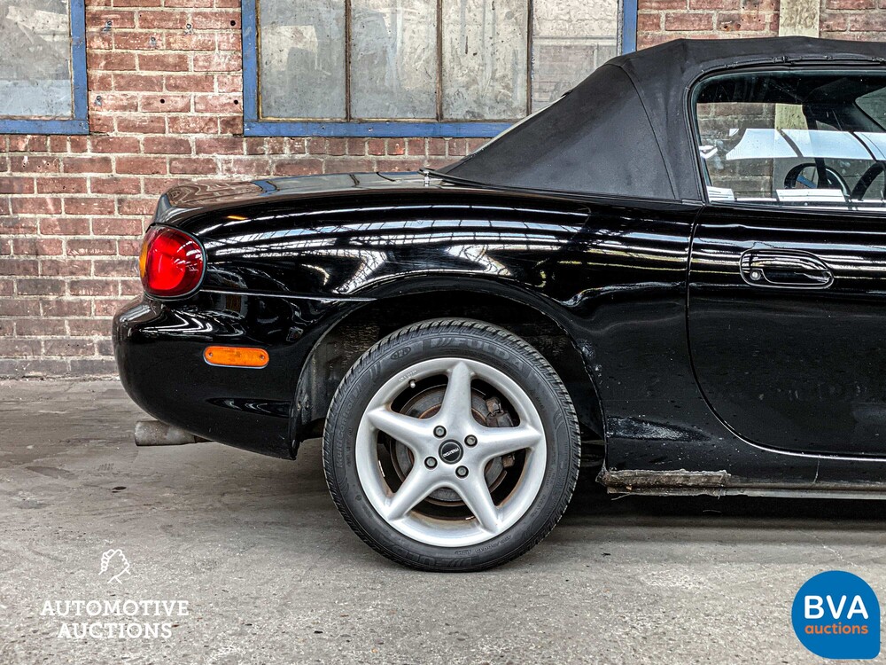 Mazda MX-5 1.6i 110 PS 1999, R-297-DF.