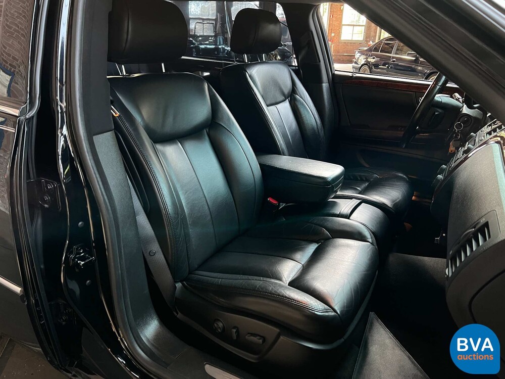 Cadillac DTS4.6 Begleitwagen Limousine 279 PS 2007, 98-XZN-7.