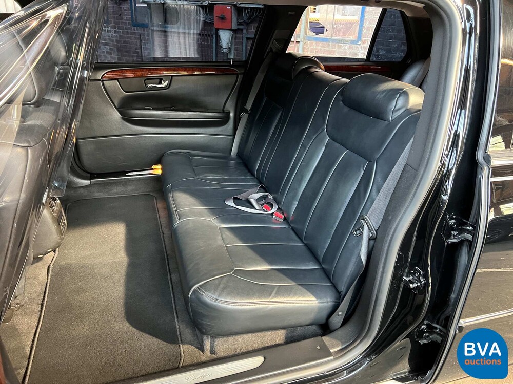 Cadillac DTS4.6 Begleitwagen Limousine 279 PS 2007, 98-XZN-7.