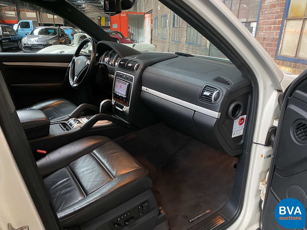 Porsche Cayenne Turbo 4.8 V8 500hp 2007 -YOUNGTIMER-.