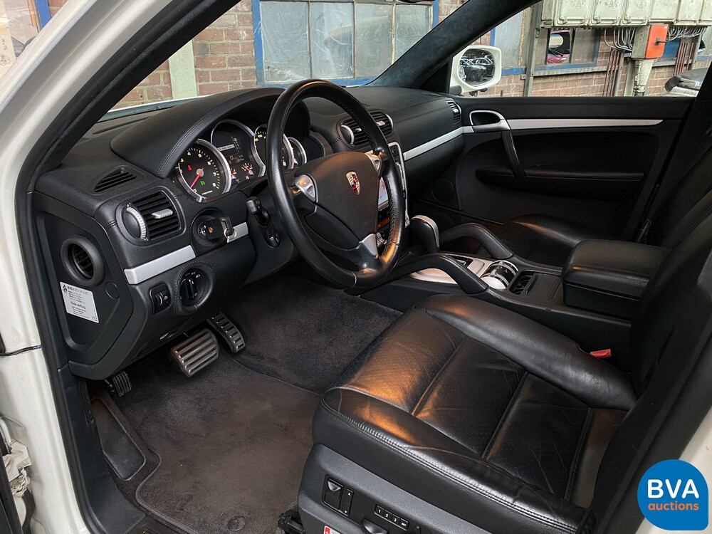 Porsche Cayenne Turbo 4.8 V8 500hp 2007 -YOUNGTIMER-.