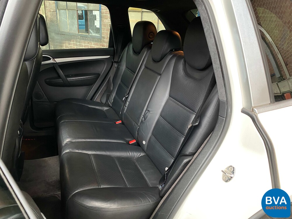 Porsche Cayenne Turbo 4.8 V8 500hp 2007 -YOUNGTIMER-.