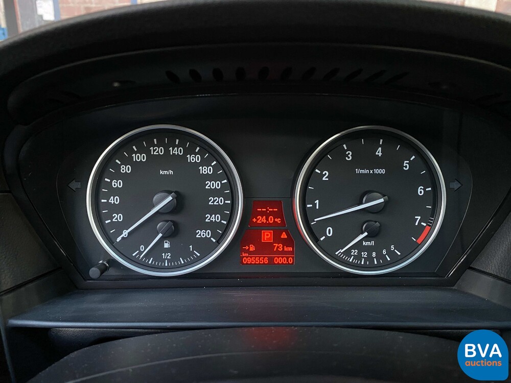 BMW 530i xDrive Touring High Executive E61 LCI 272pk 2007 -YOUNGTIMER-.