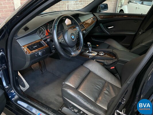 BMW 530i xDrive Touring High Executive E61 LCI 272pk 2007 -YOUNGTIMER-.