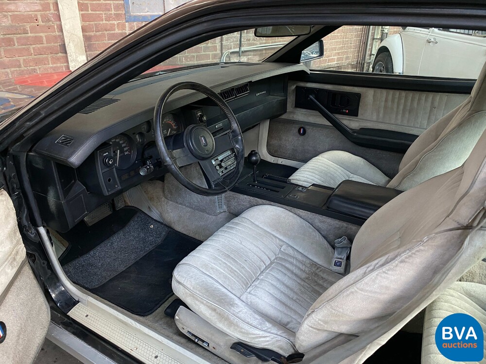 Chevrolet Camaro 5.0 Z28E 163PS -Org. NL-1982, HV-11-LG.