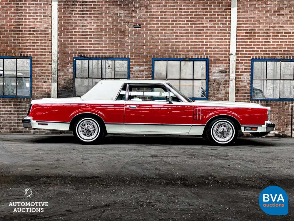 Lincoln Continental Mark VI 2D Coupe ''Bill Blass'' Edition 199hp 1982.