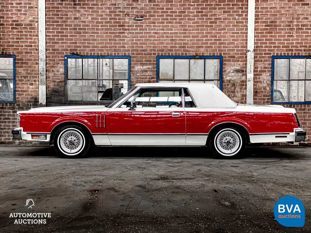 Lincoln Continental Mark VI 2D Coupe ''Bill Blass'' Edition 199hp 1982.