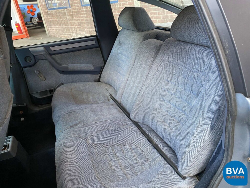 Citroen CX 2.5 GTI 136hp 1987, RJ-55-PP.