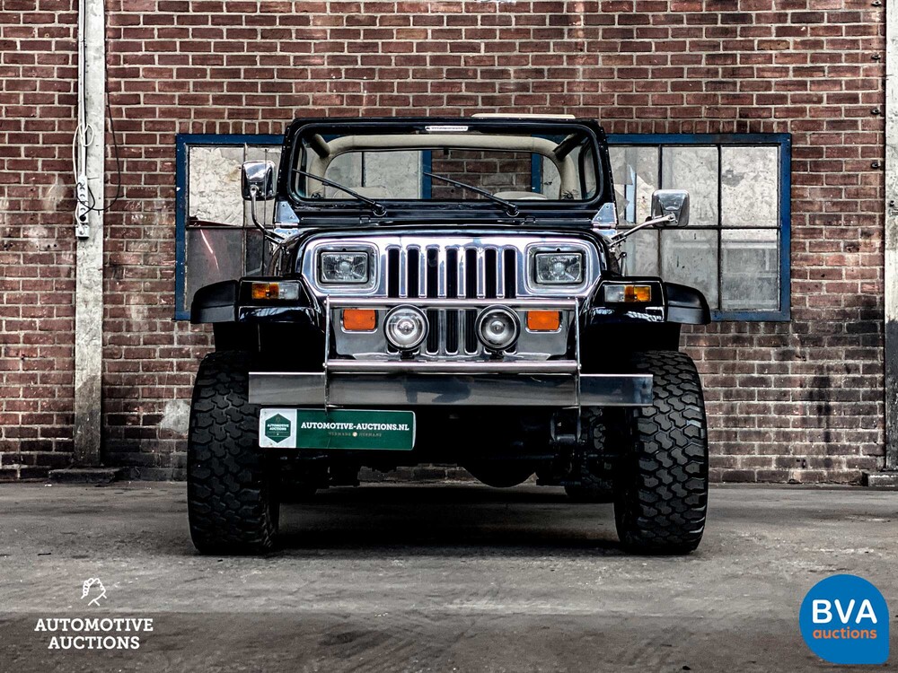 Jeep Wrangler Laredo 2.5 121pk Org. Nederlands 1989, XN-71-SY
