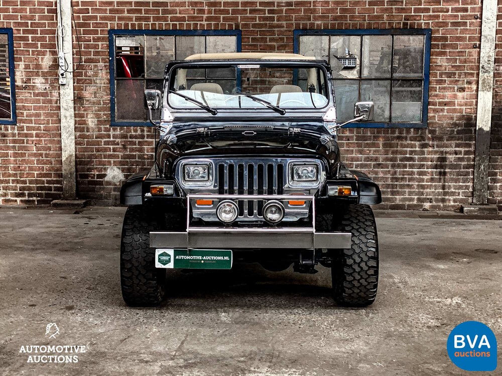 Jeep Wrangler Laredo 2.5 121pk Org. Nederlands 1989, XN-71-SY